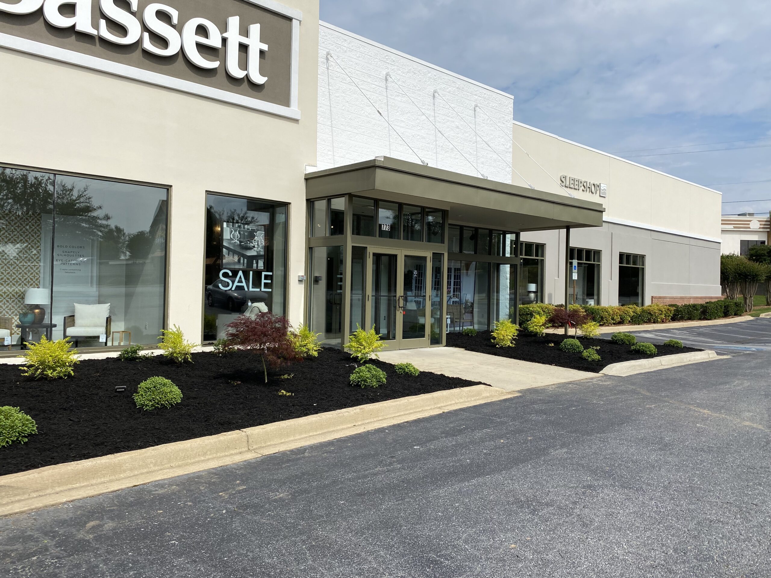 Mulch and plant installation at commercial property in Greenville, SC